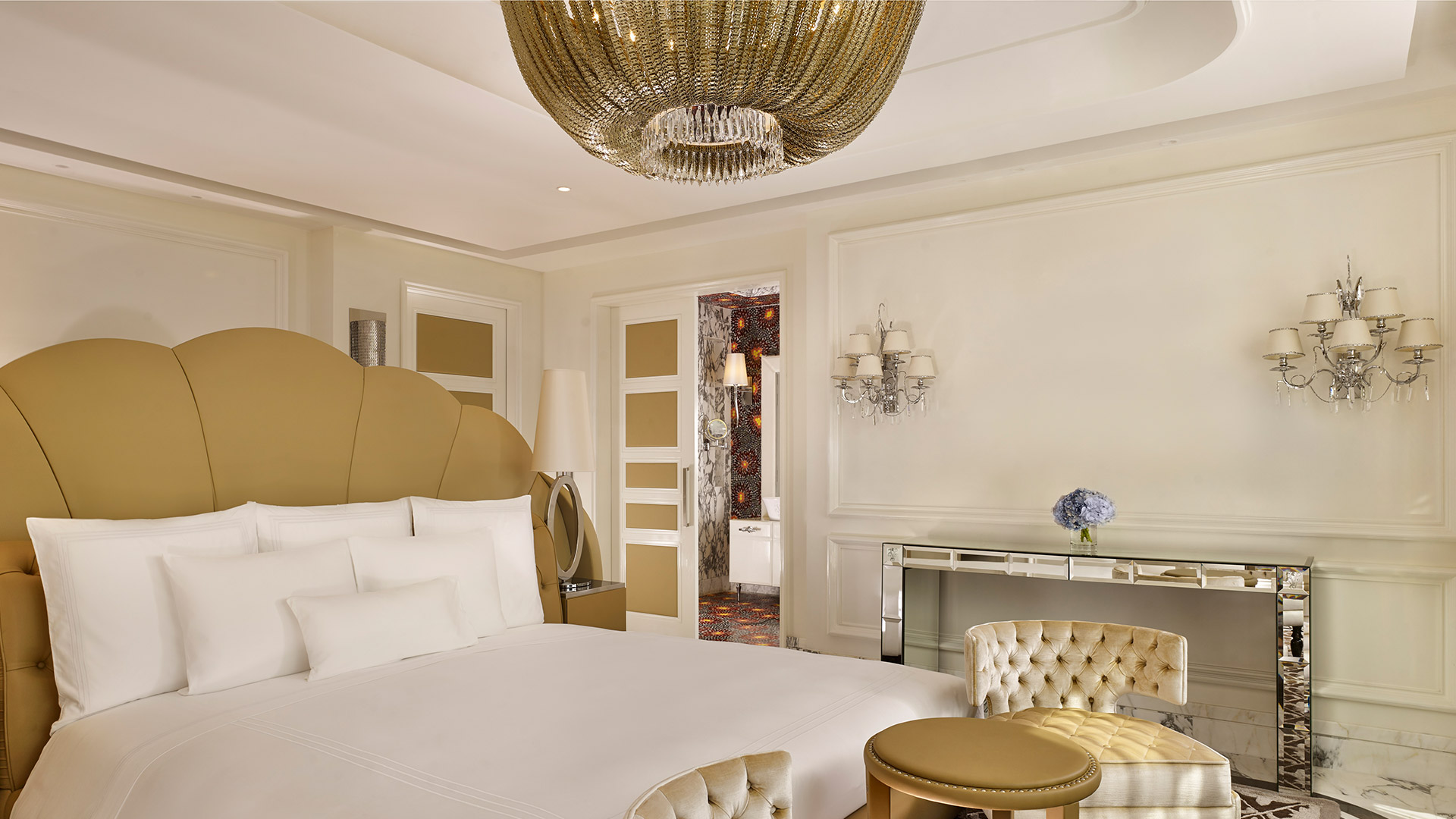 designer-suite-bed-visionnaire-f-the-reverie-saigon | Luxury Hotel Saigon | The Reverie Saigon