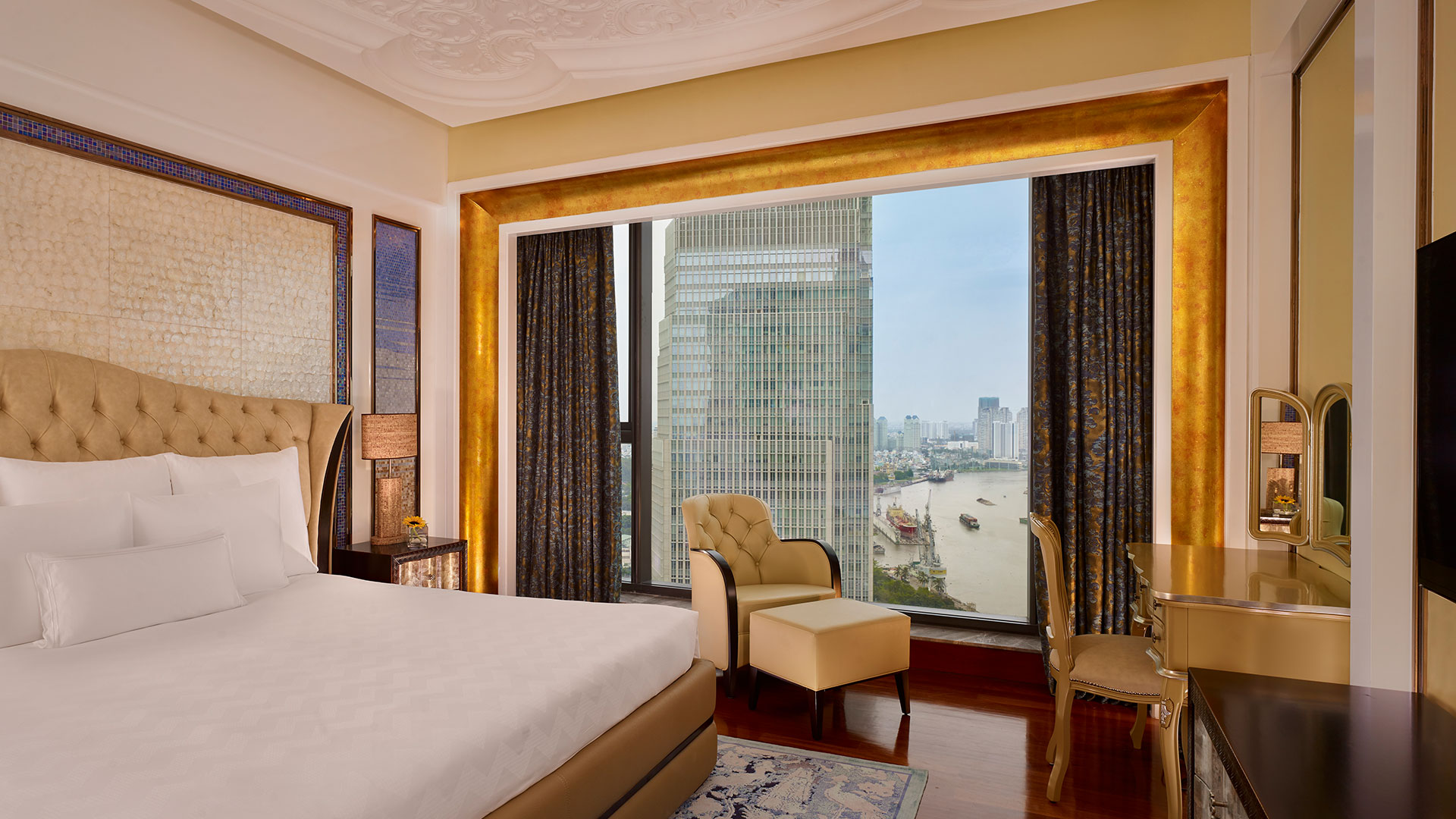 Luxury Apartment Classic | Five Star Hotels in Saigon | The Reverie Saigon