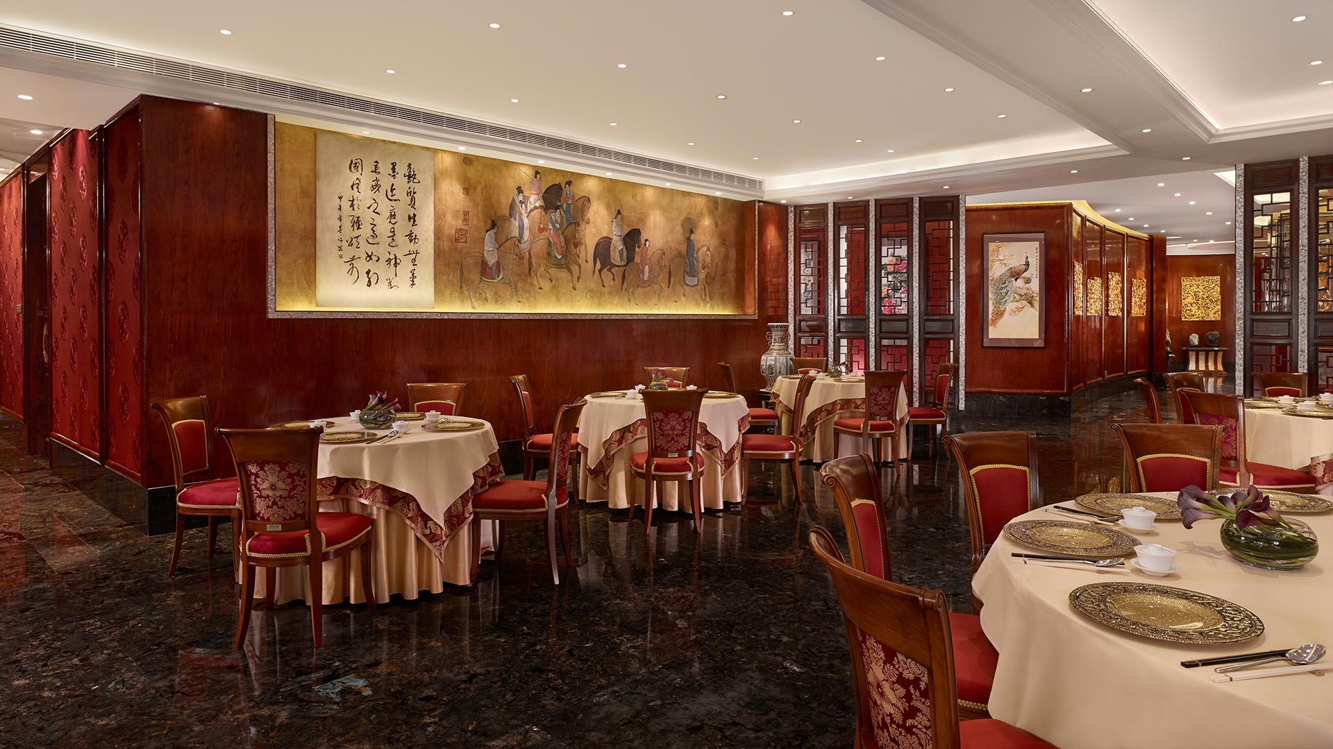 The Reverie Saigon | Restaurant and Bars | Royal Pavilion Dining Room