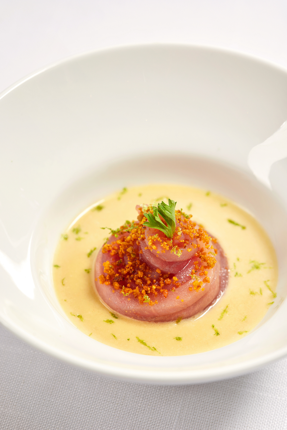 da-vittorio-saigon-tuna-spaghetti-bagna-caoda-sauce-pistachio